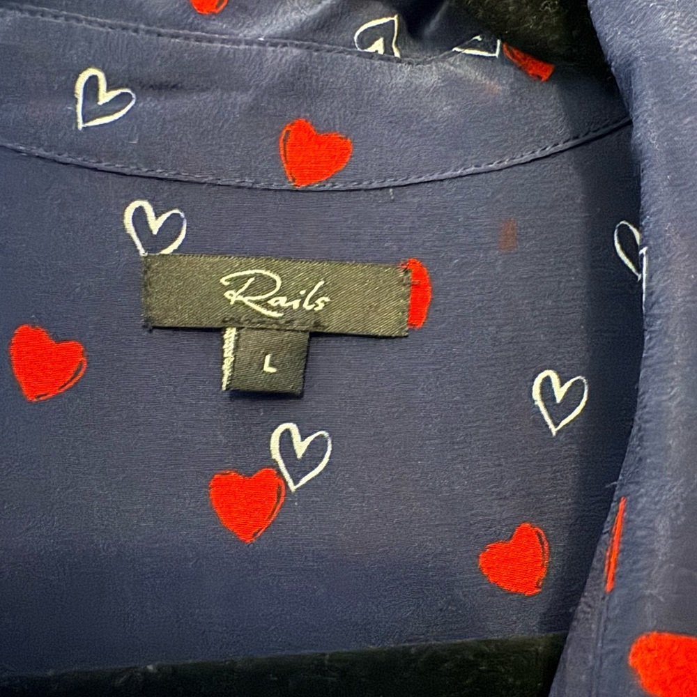 Rails Navy SILK Blouse with Red and White Heart Motif - Picture 2 of 7